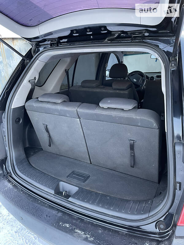 Мінівен Kia Carens 2007 в Дрогобичі