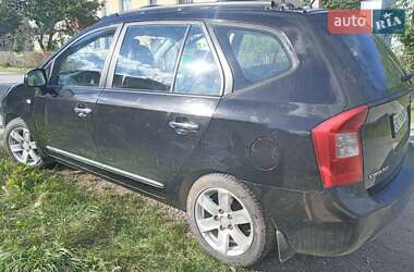 Минивэн Kia Carens 2007 в 