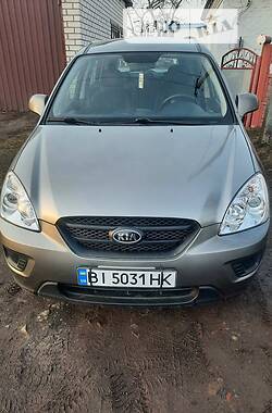 Мінівен Kia Carens 2008 в Полтаві