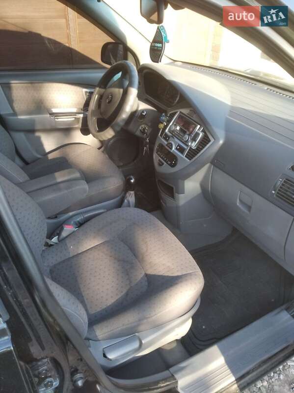 Мінівен Kia Carens 2006 в Полтаві фото 21 Мінівен Kia Carens 2006 в Полтаві