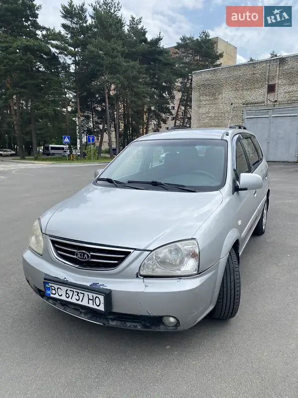 Kia Carens