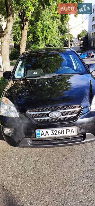 Мінівен Kia Carens 2007 в Києві
