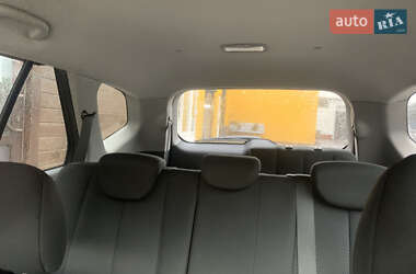 Минивэн Kia Carens 2008 в 