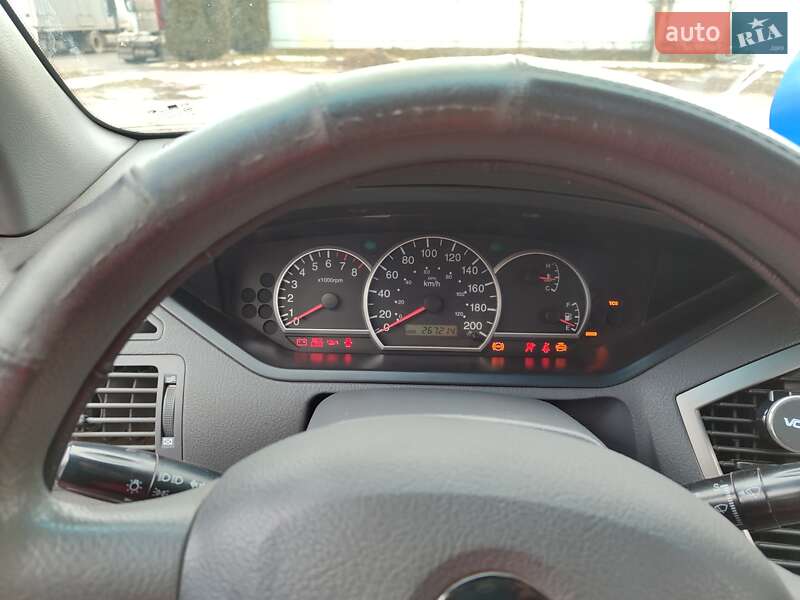 Мінівен Kia Carens 2002 в Чорноморську