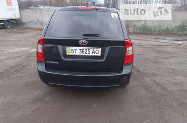 Минивэн Kia Carens 2008 в Киеве