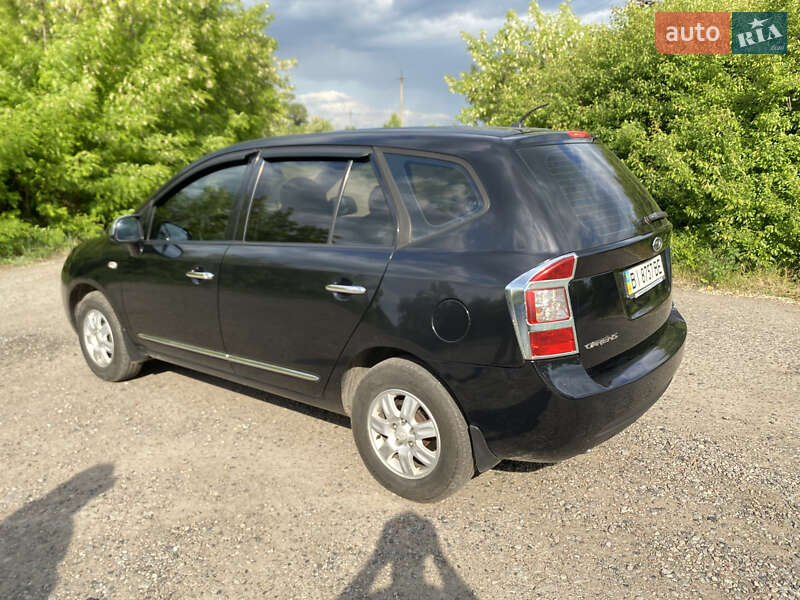 Мінівен Kia Carens 2007 в Кременчуці фото 2 Мінівен Kia Carens 2007 в Кременчуці
