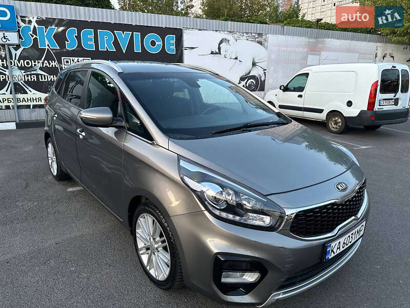 Мікровен Kia Carens 2017 в Києві