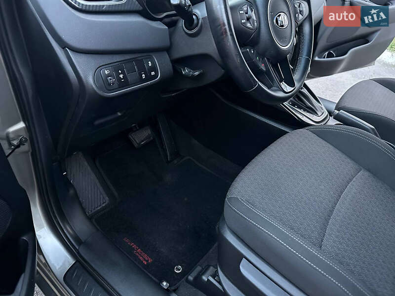 Мікровен Kia Carens 2017 в Києві