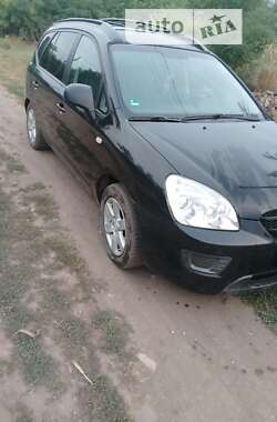 Минивэн Kia Carens 2006 в Александрие