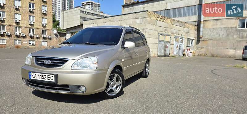 Kia Carens 2004
