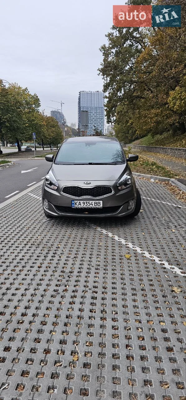 2016 Kia Carens - мініатюра 18