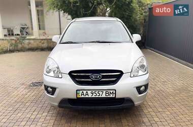 Минивэн Kia Carens 2008 в Киеве