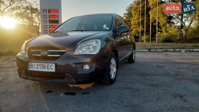 Kia Carens 2008