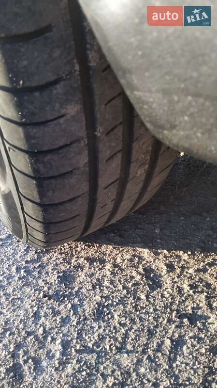 Минивэн Kia Carens 2008 в Полтаве фото 13 Минивэн Kia Carens 2008 в Полтаве