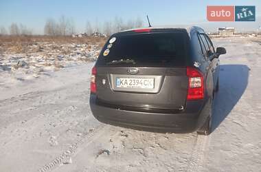 Мінівен Kia Carens 2008 в Києві