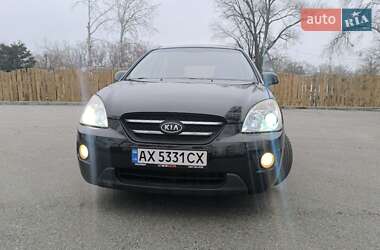 Минивэн Kia Carens 2008 в Полтаве