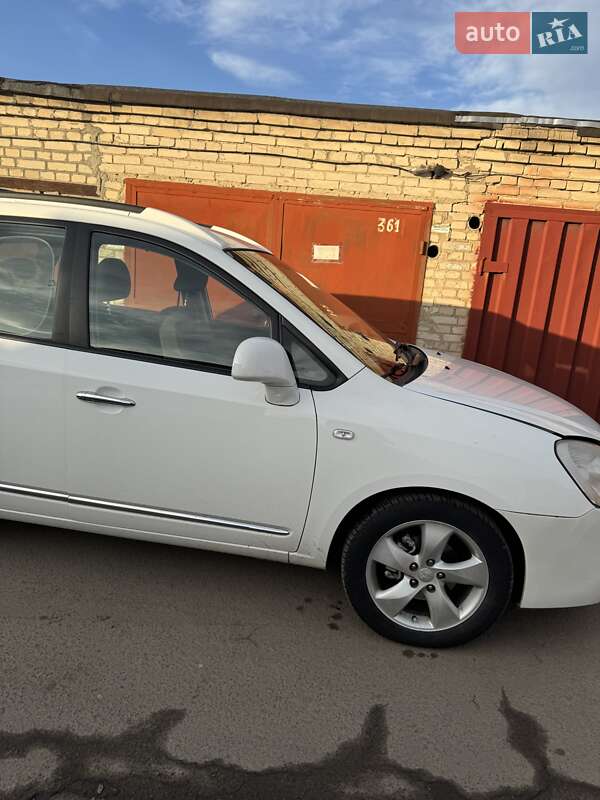 Минивэн Kia Carens 2006 в Луцке фото 2 Минивэн Kia Carens 2006 в Луцке