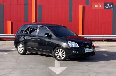 Мінівен Kia Carens 2010 в Києві