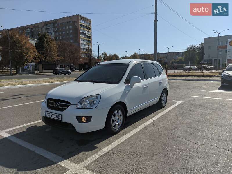 Kia Carens 2008