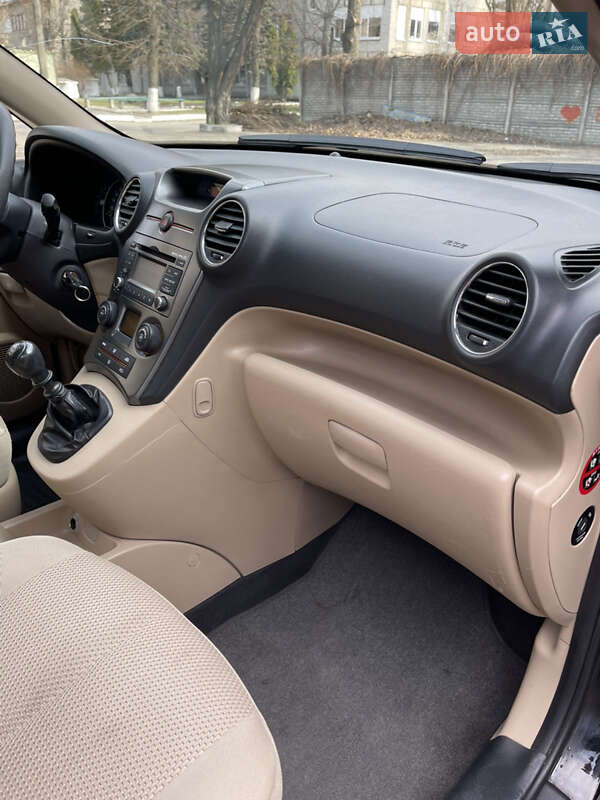 Мікровен Kia Carens 2011 в Броварах