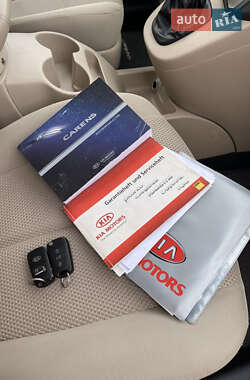 Микровэн Kia Carens 2011 в 