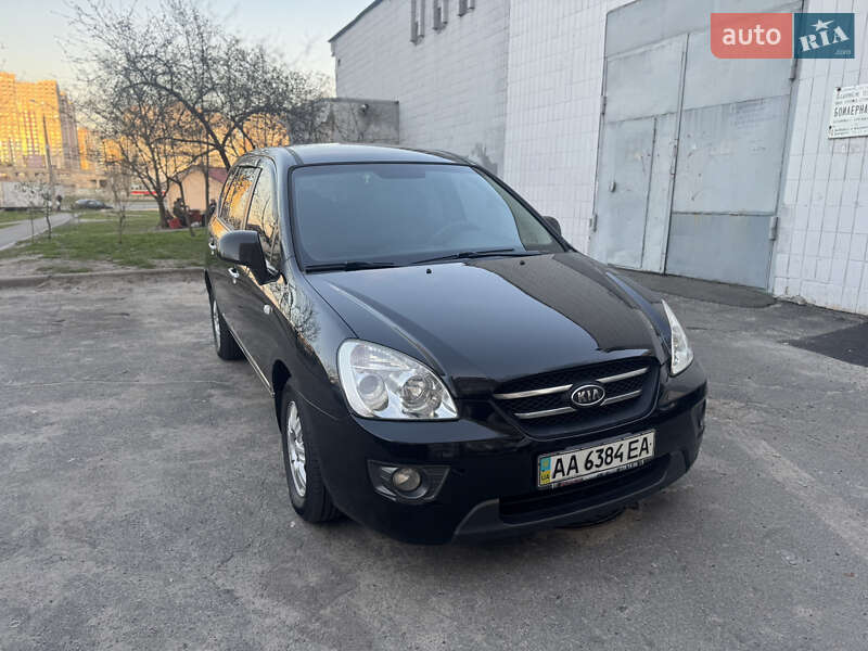 Минивэн Kia Carens 2007 в 