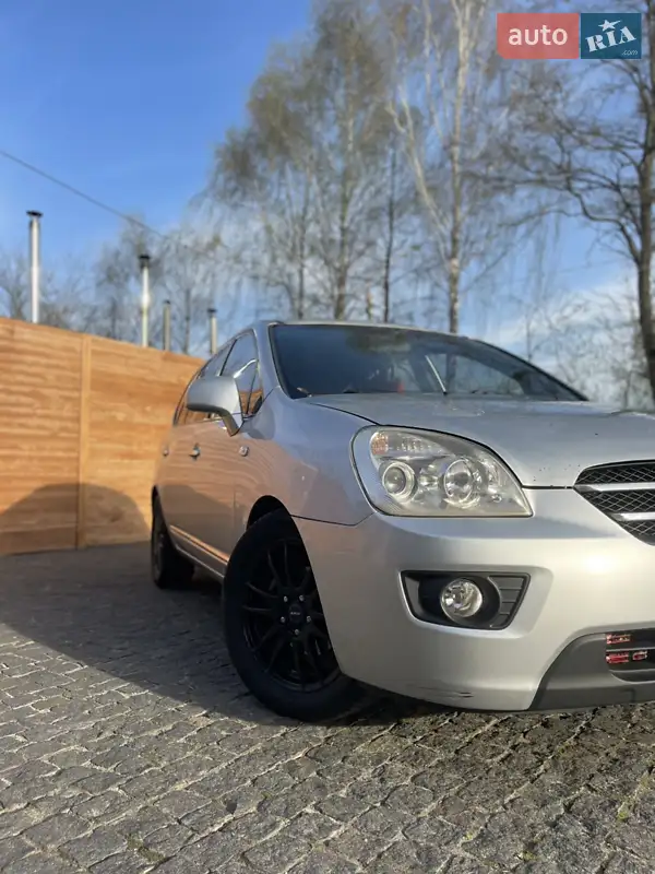 Kia Carens 2007