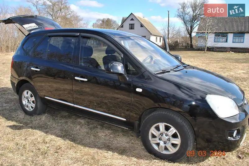 Kia Carens 2008
