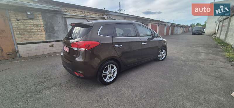 Микровэн Kia Carens 2015 в Киеве