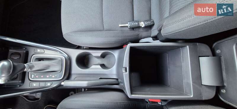 Микровэн Kia Carens 2015 в Киеве
