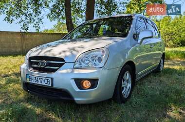 Минивэн Kia Carens 2008 в Раздельной