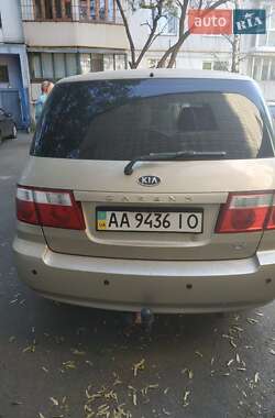 Минивэн Kia Carens 2006 в 