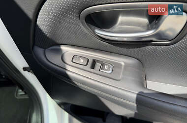 Мікровен Kia Carens 2013 в 