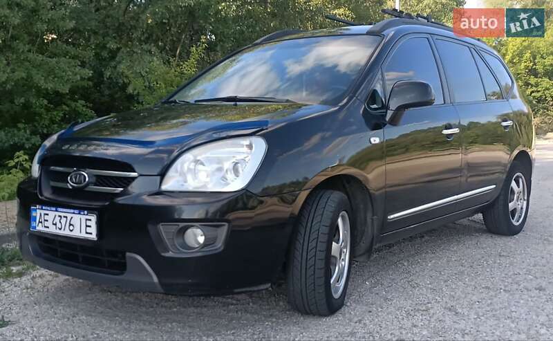 Мінівен Kia Carens 2007 в Дніпрі
