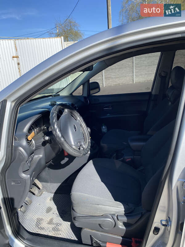 Мікровен Kia Carens 2011 в Вінниці