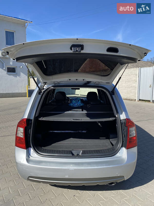Мікровен Kia Carens 2011 в Вінниці