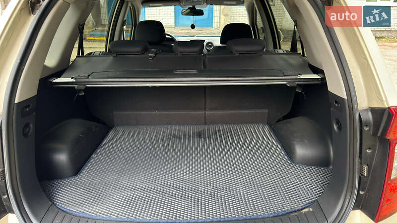 Микровэн Kia Carens 2011 в Шостке