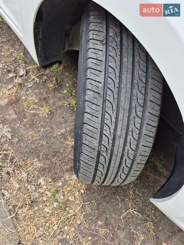 Мікровен Kia Carens 2017 в Запоріжжі