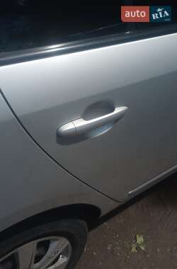 Мінівен Kia Carens 2008 в 