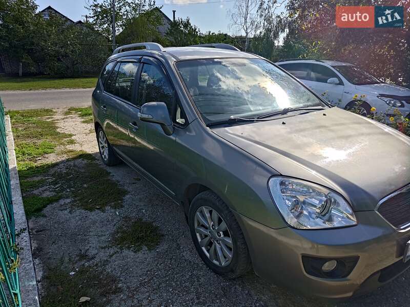Мікровен Kia Carens 2010 в Чорноморську