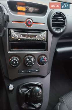 Минивэн Kia Carens 2006 в 