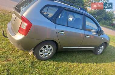 Минивэн Kia Carens 2008 в 