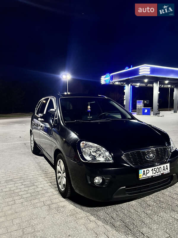 Kia Carens 2011