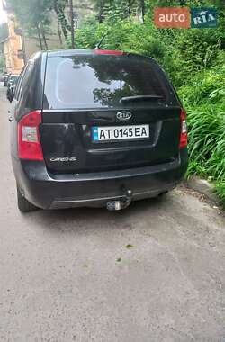 Минивэн Kia Carens 2006 в 