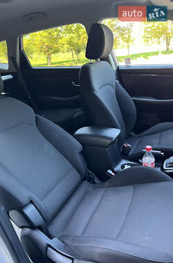 Мікровен Kia Carens 2013 в Новому Розділі