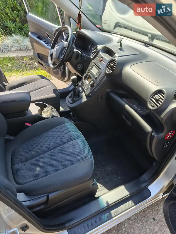 Kia Carens 2011 VIN KNAHH81BAC7372909 фото оголошення 6 з 43