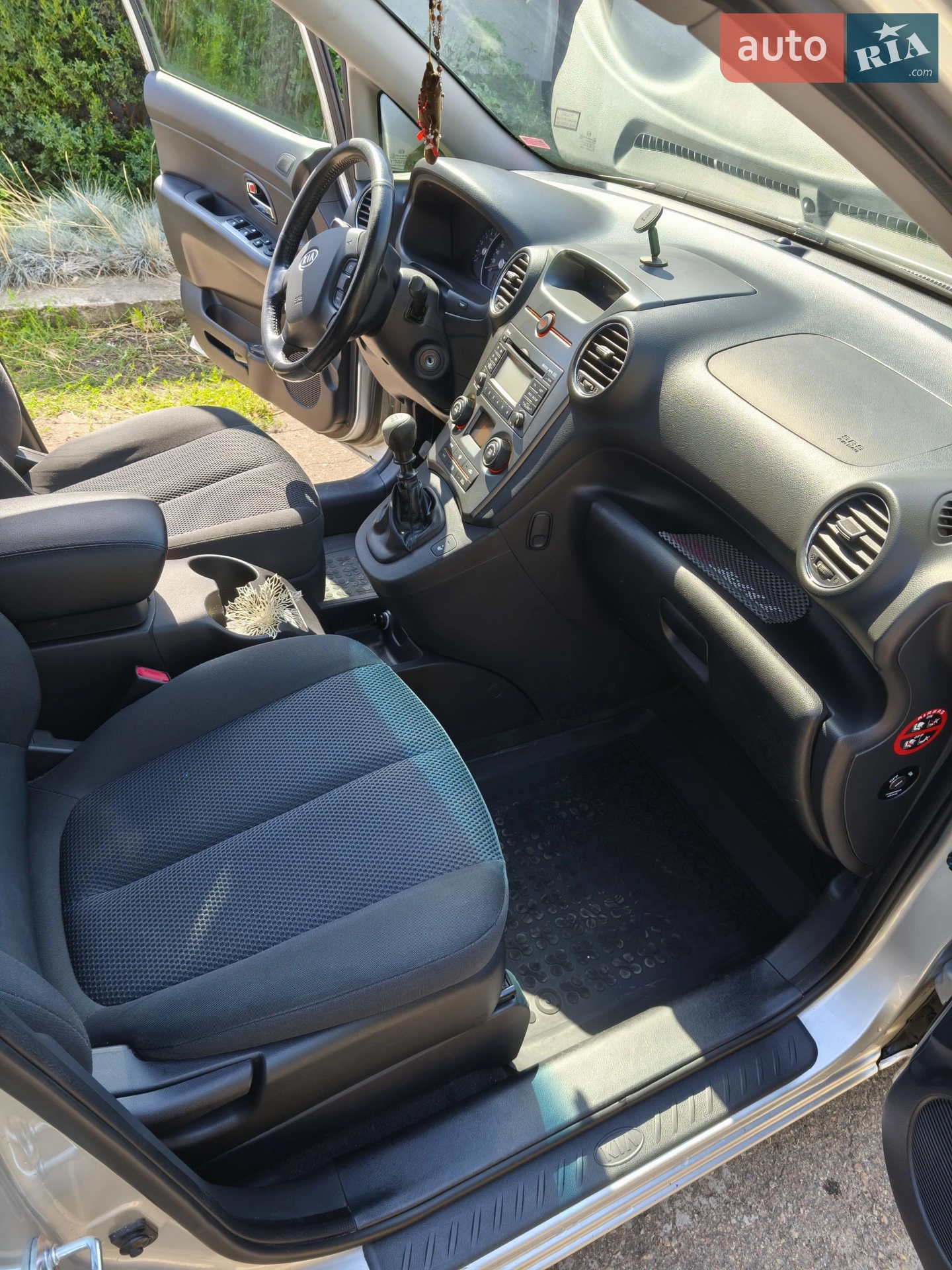 2011 Kia Carens - мініатюра 6