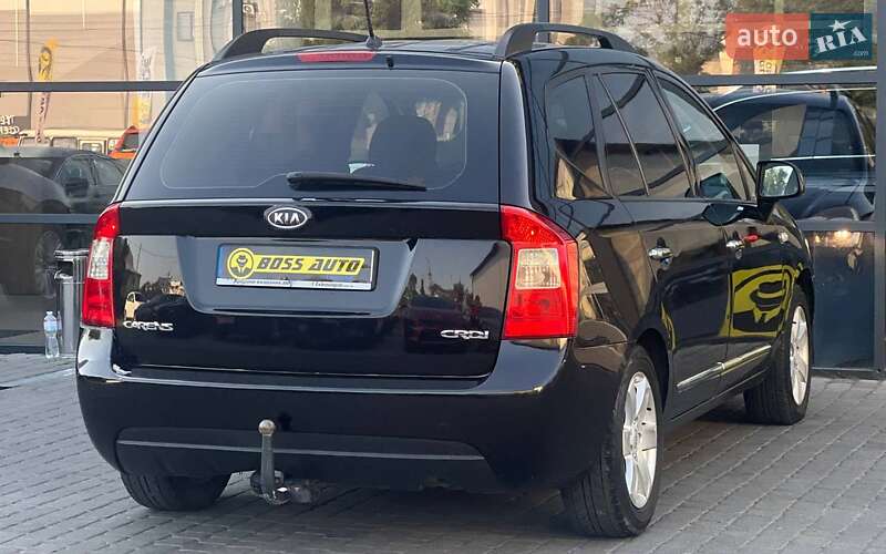 Минивэн Kia Carens 2009 в Ивано-Франковске