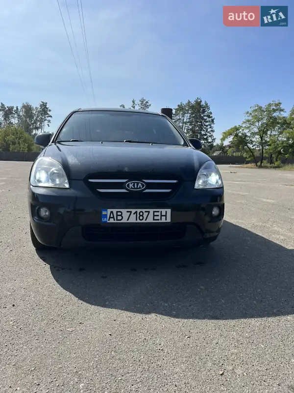 Kia Carens