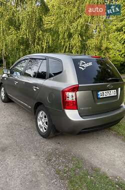 Минивэн Kia Carens 2008 в Виннице